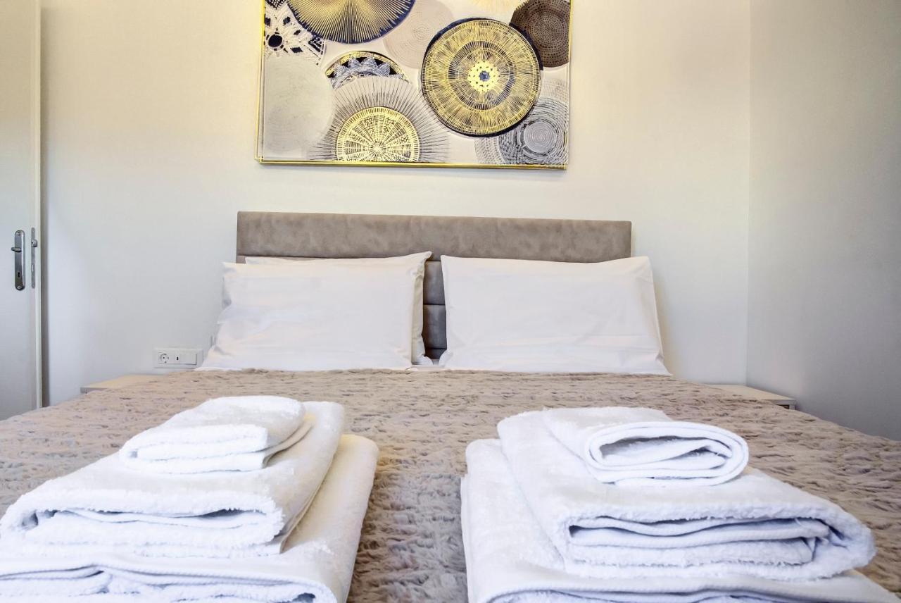 The Heritage Penthouse! Old City Centre Corfu  Luaran gambar