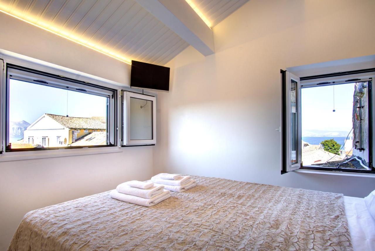 The Heritage Penthouse! Old City Centre Corfu  Luaran gambar