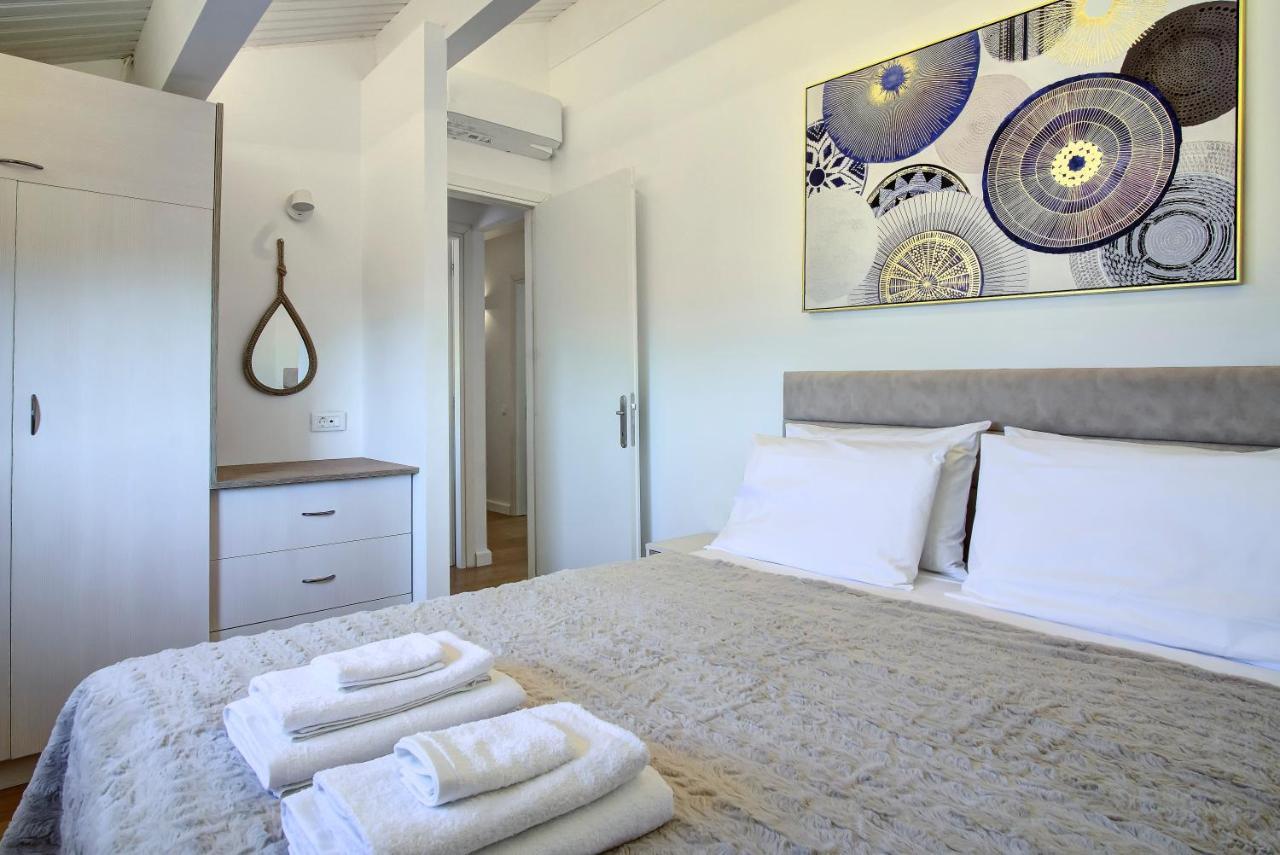 The Heritage Penthouse! Old City Centre Corfu  Luaran gambar