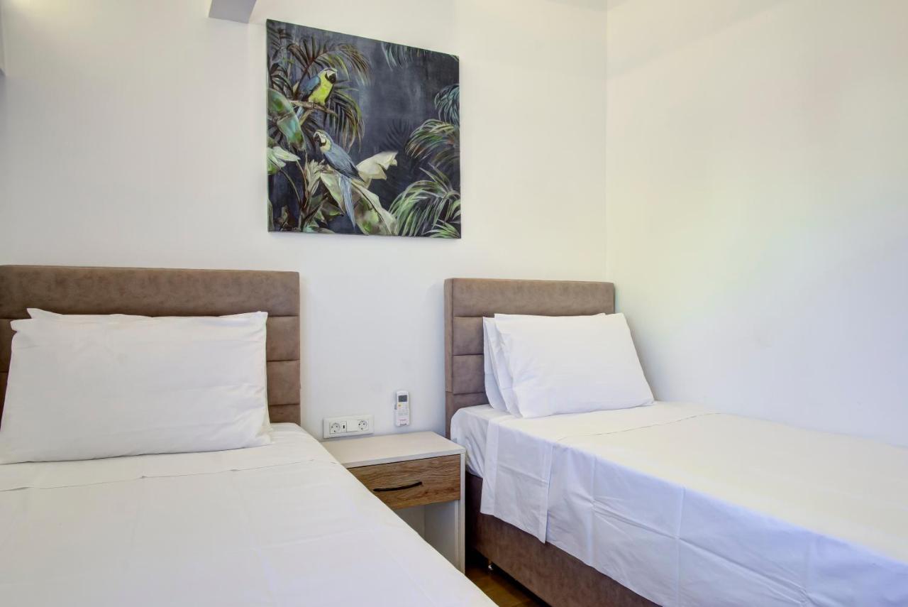 The Heritage Penthouse! Old City Centre Corfu  Luaran gambar